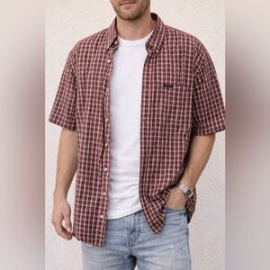 Men's 100% Cotton Short-Sleeve Button-Down Shirt in Burgundy Plaid